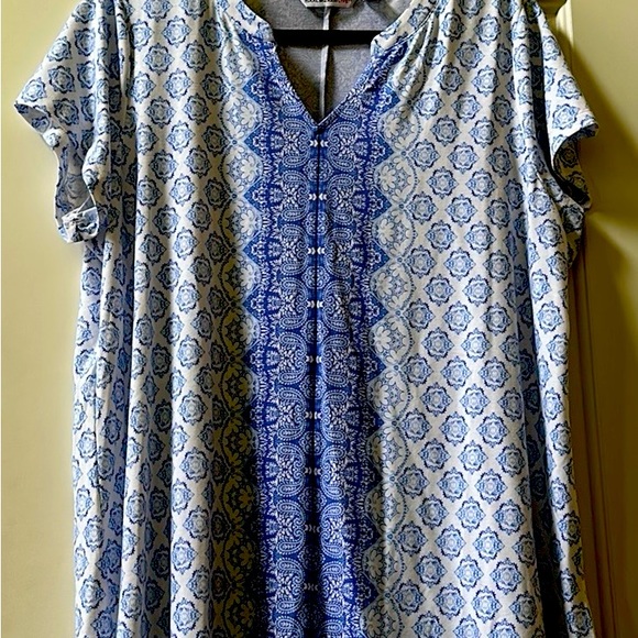 Issac Mizrahi Live! Blue and White Womens Top - Picture 3 of 8